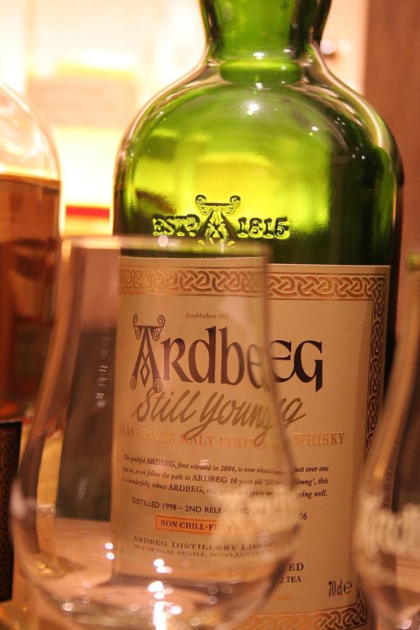 Så smakar världens bästa single malt-whisky Ardbeg Uigeadail