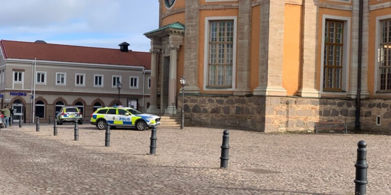Man greps i centrala Kalmar efter rånförsök med pistolliknande föremål