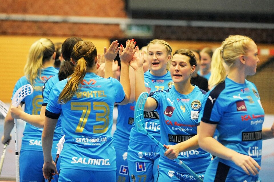 6–5 borta mot Röke gav serieseger – första för damerna sedan sammanslagningen till Kalmarsund.