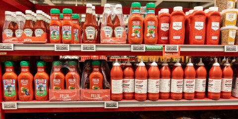 Hyllad och hatad – om vår komplicerade relation till ketchup