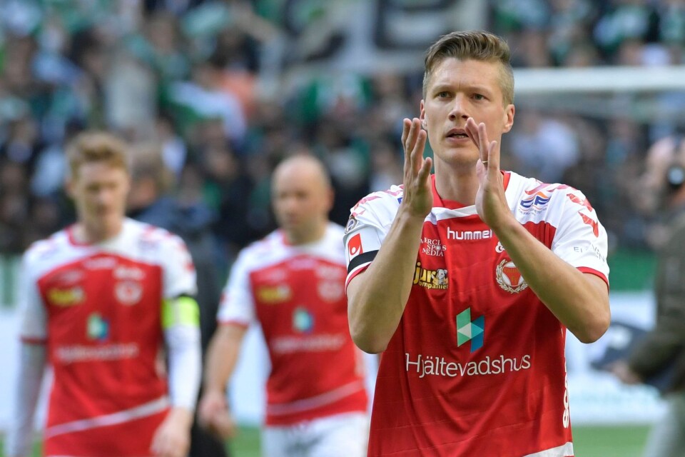 Kalmar FF:s mittback Viktor Elm.