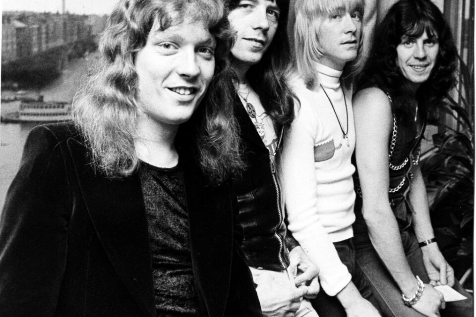 Popgruppen The Sweet på Sverigebesök i oktober 1974. Från vänster Steve Priest, Andy Scott, Brian Conolly och Mick Tucker. Arkivbild.