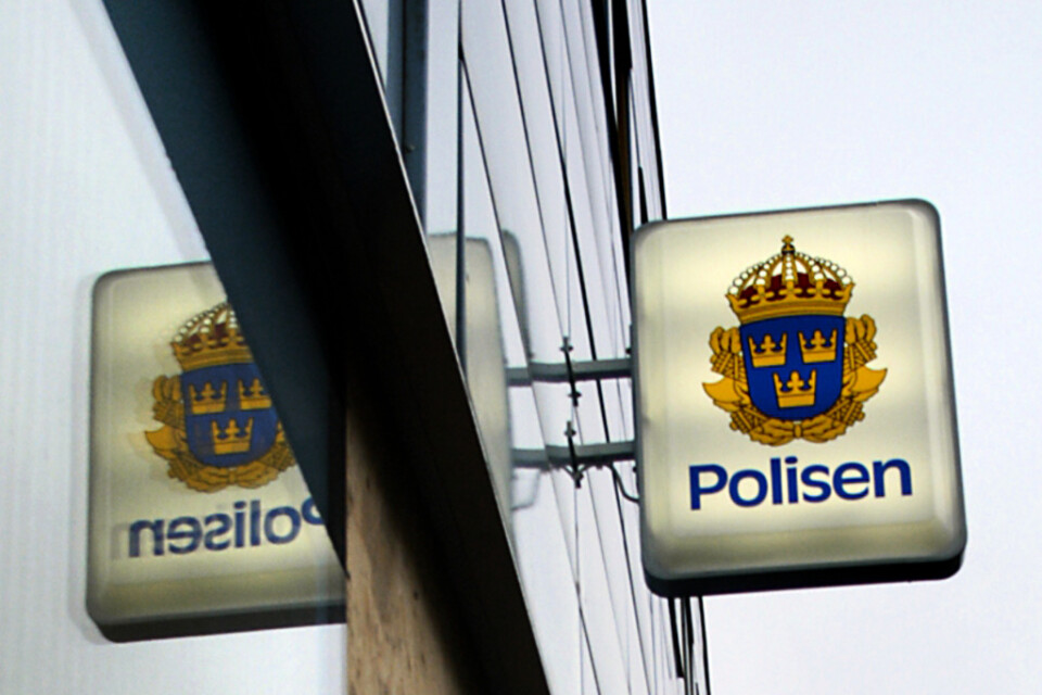 En brand, som misstänks vara anlagd, upptäcktes på Vännäs polisstation. Arkivbild.