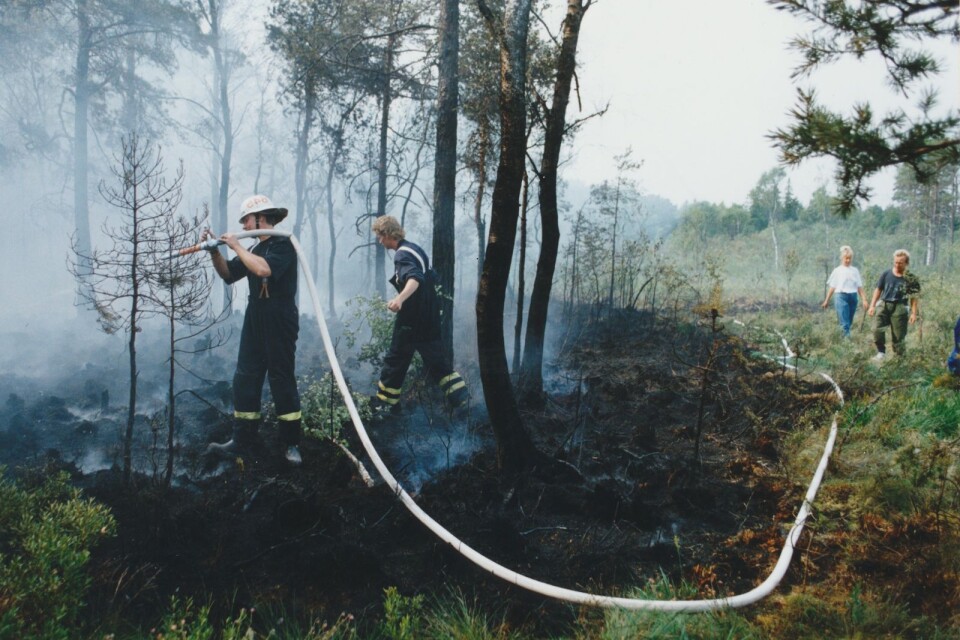 Brand på Vakö myr 1992, exakt fotograferingsdatum är okänt.