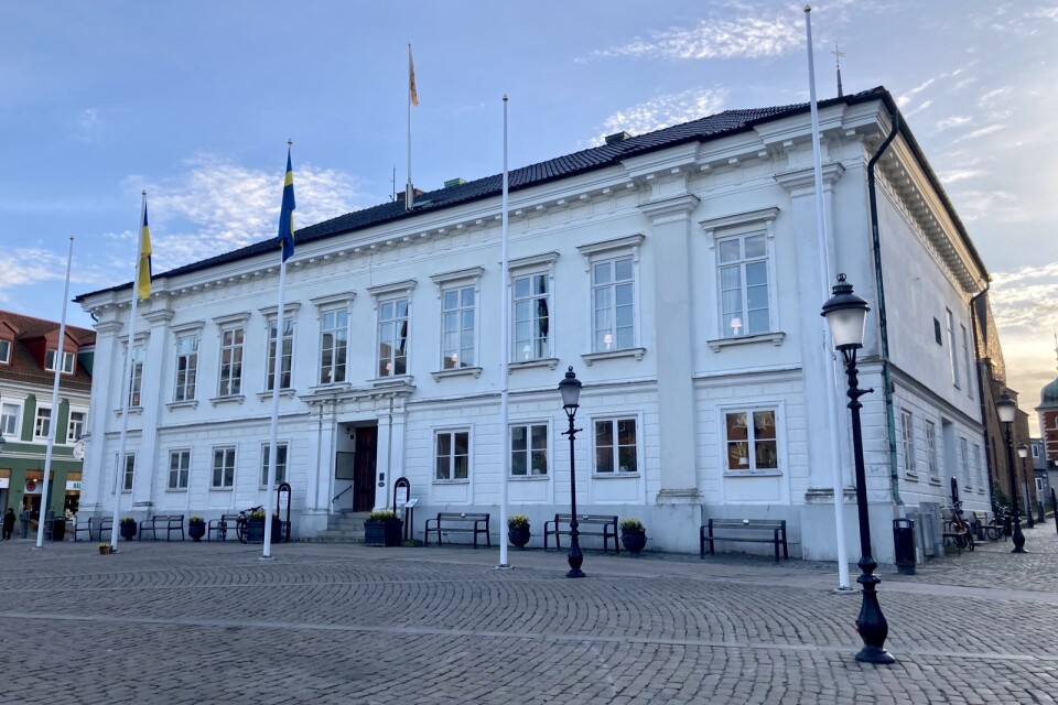 Gamla rådhuset fär Ystads kommunfullmäktige sammanträder.