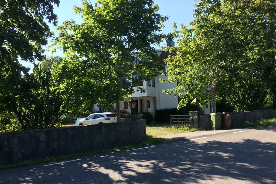 Här på Aratorpsvägen i Fritsla är huset (något ombyggt) där Hjalmar Lundbohm avled på påskdagen 1926. Det ägdes av brodern och landsfiskalen Sixten Lundbohm.