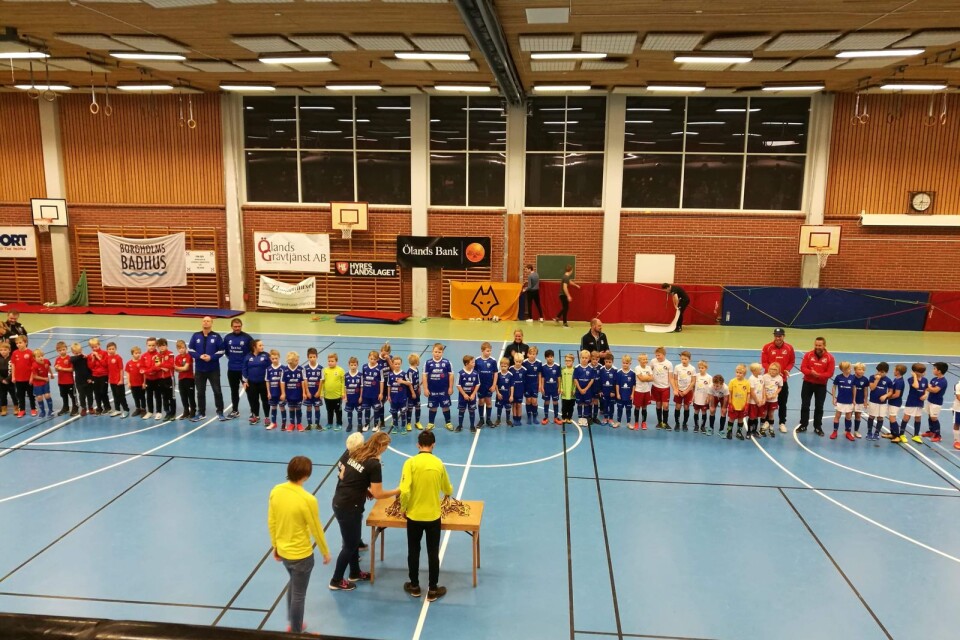 Tio olika klubbar och 18 olika lag var på plats i årets Lilla PAIF–cup.