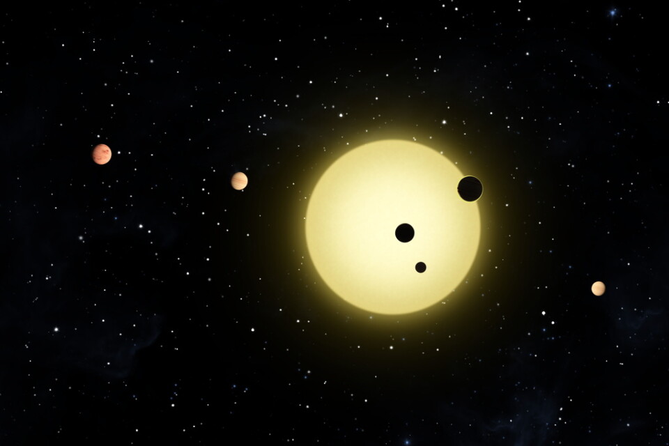 I åtminstone 2|000 solsystem har man potentiellt god utsikt mot vår sol, bedömer forskare. Här har stjärnan Kepler-11 med sex omkringliggande planeter illustrerats. Arkivbild.