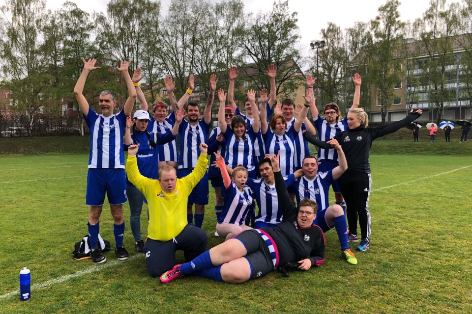Stämningen var på topp hos Team IFK Karlshamn som stod värd för fotbollsdagen vid Vägga IP söndagen den 28 april.