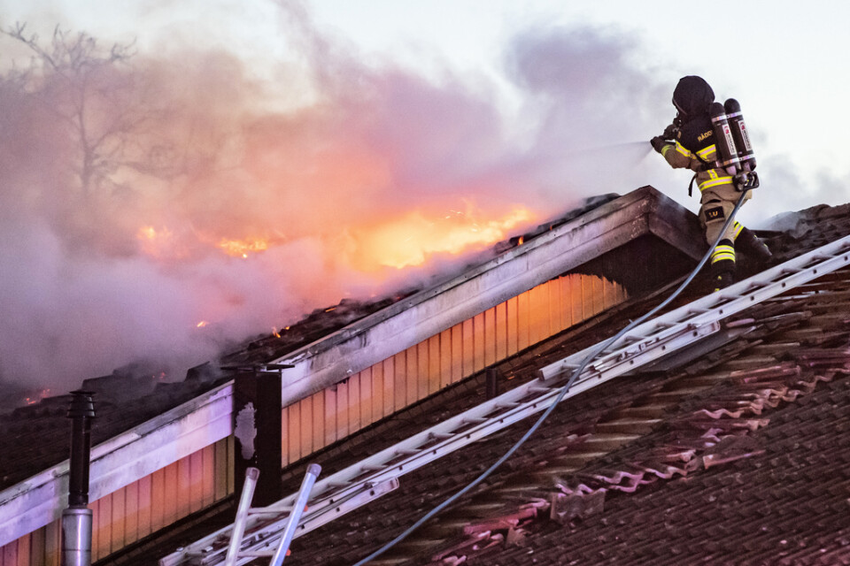 En ny metod ska minska riskerna för brandmän att drabbas av allvarliga sjukdomar. Arkivbild.