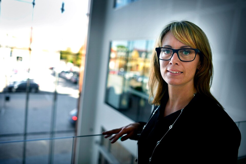 Pernilla Blixt (L) kritiserar de ledande politikerna i Kristianstad.