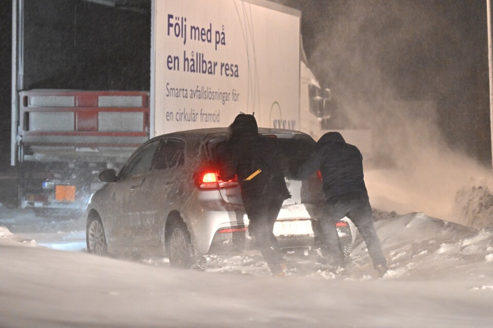 Handlingskraft. Hundratals fordon satt fast på E22 vid Ekeröd i början av januari.