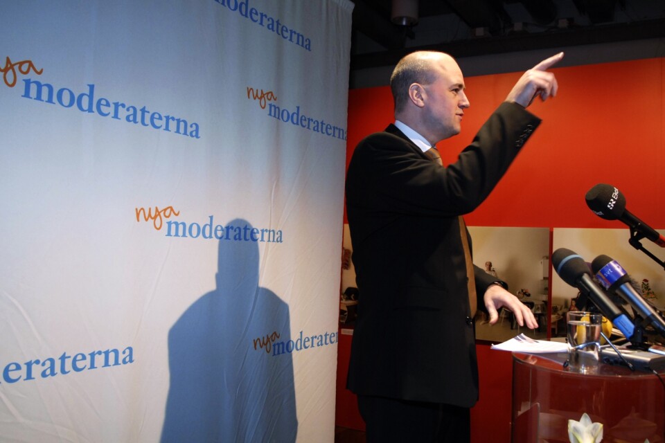 Per Schlingmann lyfter fram Fredrik Reinfeldt (M) och Per-Albin Hansson (S) som två politiska ledare som blickade framåt och hade varsin sammanhållen berättelse om framtidens Sverige.