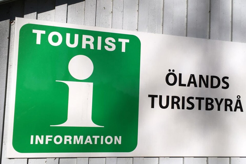 Vilken information som turisterna ges är viktigast, inte namnet på den organisation som står bakom informationen.