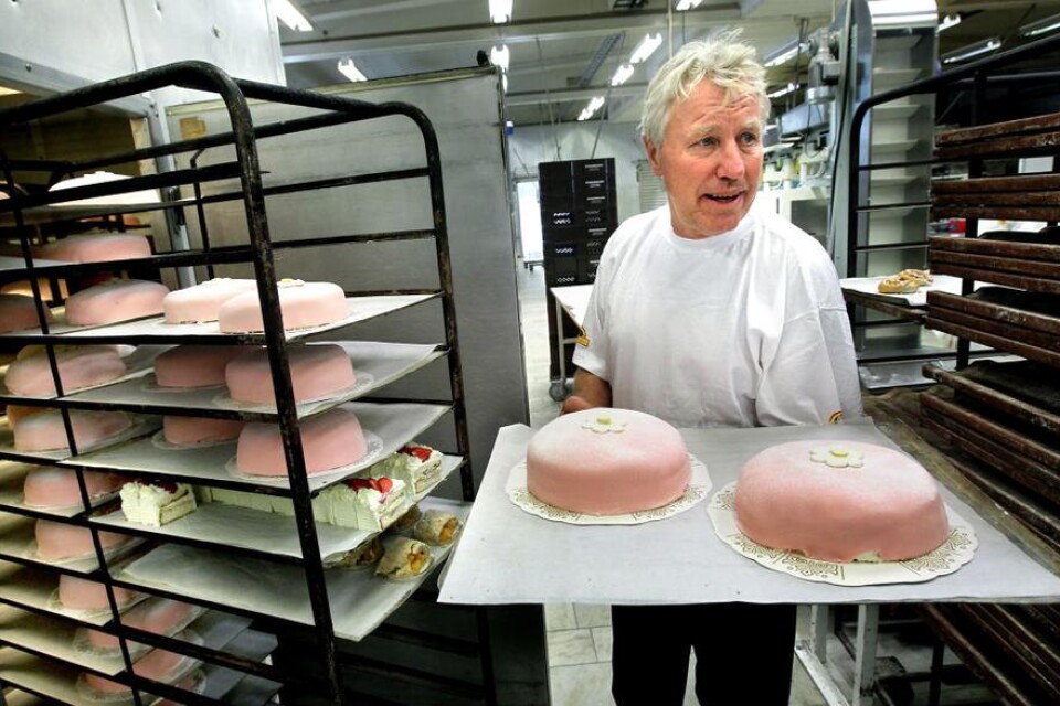 "Det har varit en jädra rolig tid", säger Göran Hermansson som jobbat på bageriet sedan 60-talet. Han hoppas att lokala bagerier gynnas när Konsumbagarn slår igen.