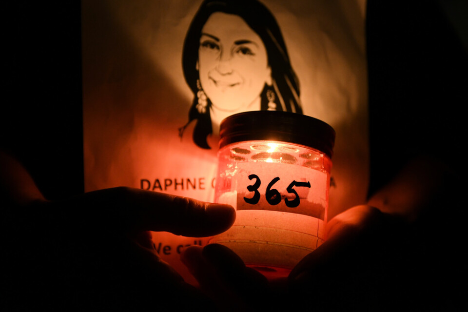 En minnesstund för journalisten Daphne Caruana Galizia i Maltas huvudstad Valetta förra hösten. Arkivbild.