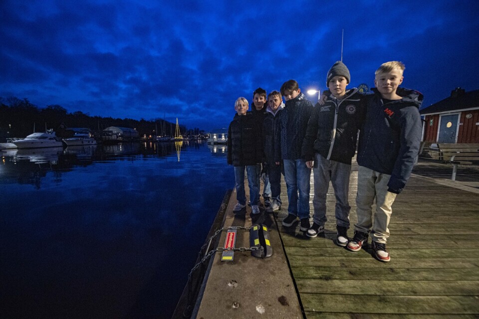 Hjältarna från småbåtshamnen i Åhus, från vänster, Filip Malmberg, Carl Ewe, Adam Alfonsson, Leon Annerfelt Blank, Lowe Nilsson och James O’Sullivan.