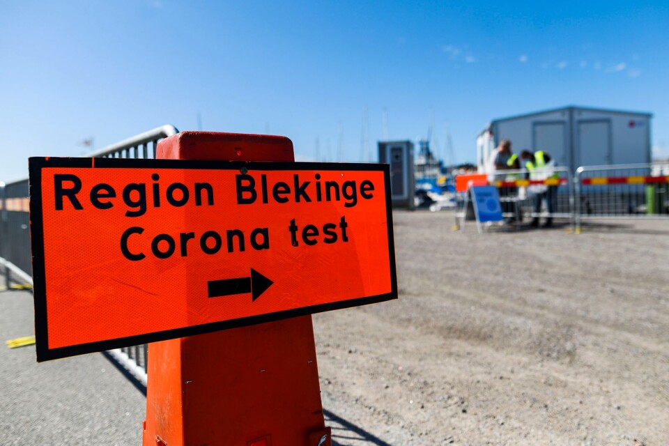 Region Blekinge anlitar ett annat laboratorium för att analysera Blekingebornas coronasjälvtester. Egenprovtagningen är dock fortsatt pausad tills det nya labbet kan ta emot Blekingetesterna.