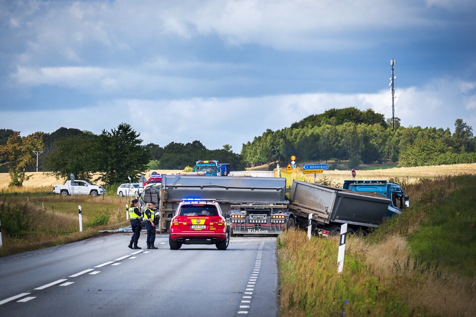Här på väg 11 mellan Ramsåsa och Röddinge inträffade i augusti 2021 en dödsolycka. Men vägen är enligt Bertil Fredlund inte särskilt olycksdrabbad och behöver inga mitträcken.