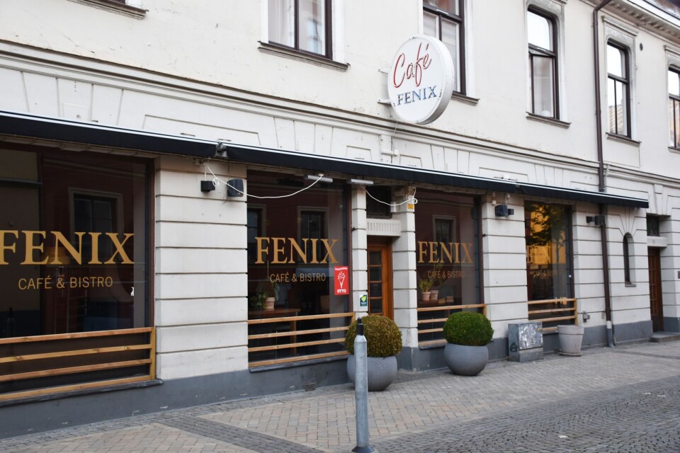 Fenix Café & bistro slår igen efter en nyöppning för ett år sedan.