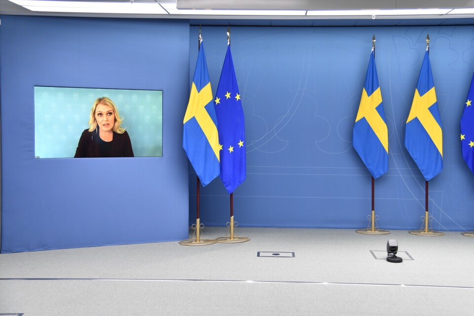 Socialminister Lena Hallengren (S) under en digital pressbriefing om situationen i vården med anledning av covid-19.