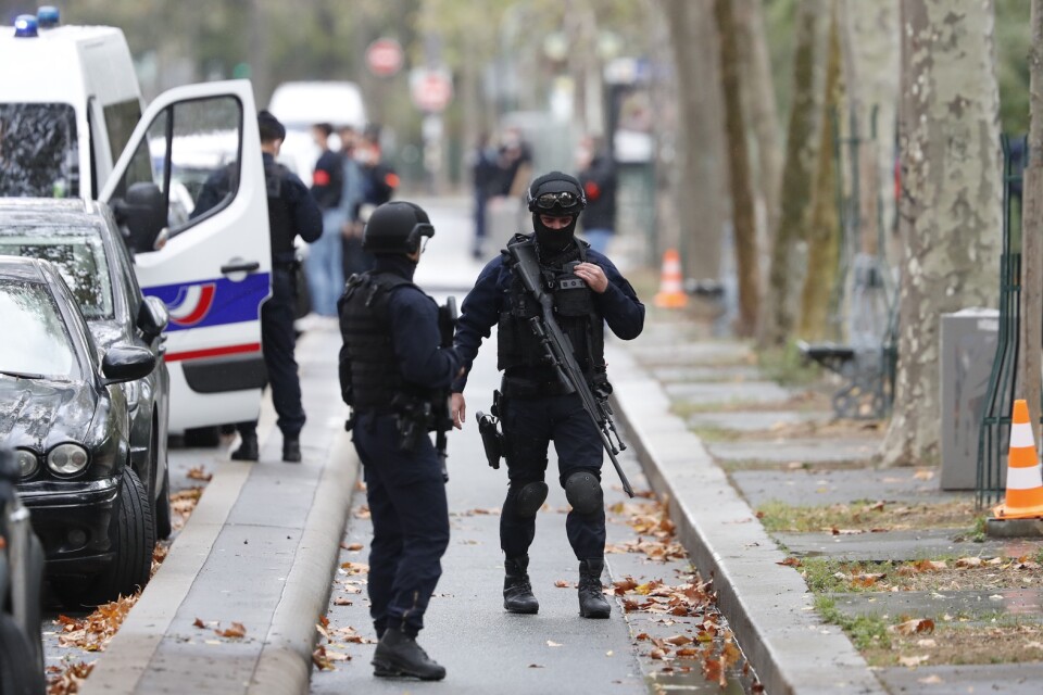 Den nya attacken ska ha ägt rum nära Charlie Hebdos forna lokaler.