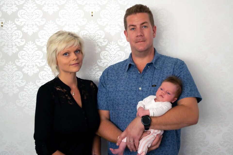 Sofie Ahlström och Mathias Deurell Petersson, Borgholm, fick den 28 juli en dotter som heter Emilia. Vikt 2 995 g, längd 48 cm.