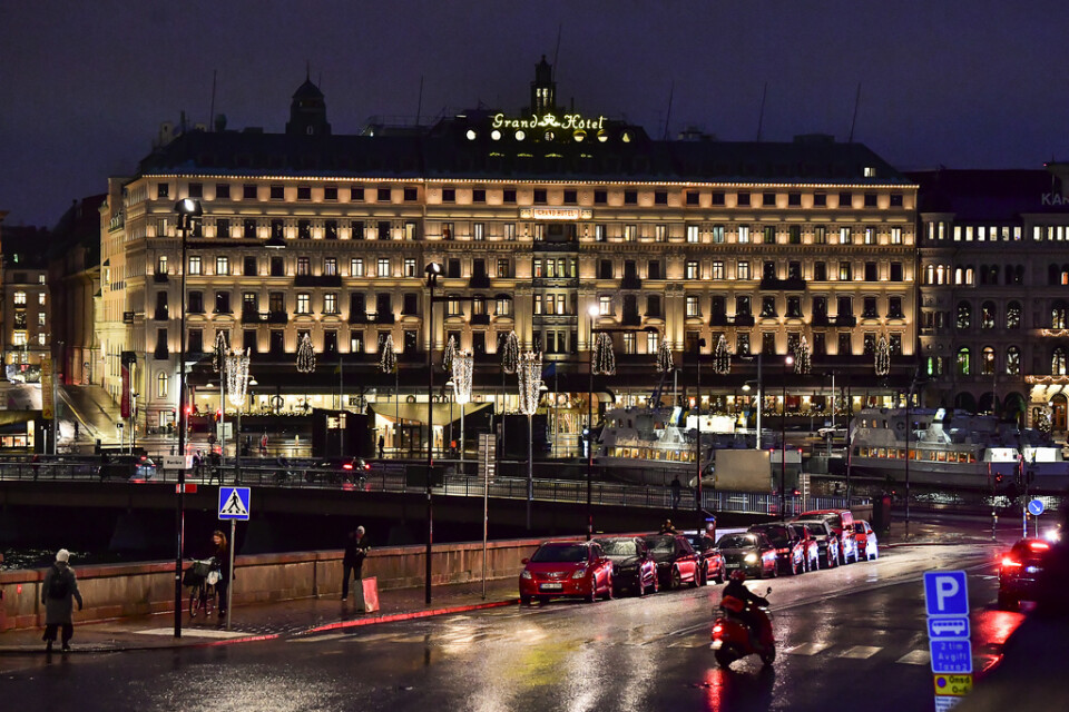Logiintäkterna på Stockholmshotellen, som Grand Hôtel, är fortfarande väsentligt lägre än nivåerna före pandemin, visar månadssiffror för november från Benchmark Alliance. Arkivbild