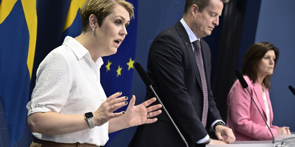 Socialminister Lena Hallengren, integrations- och migrationsminister Anders Ygeman och arbetsmarknads- och jämställdhetsminister Eva Nordmark.