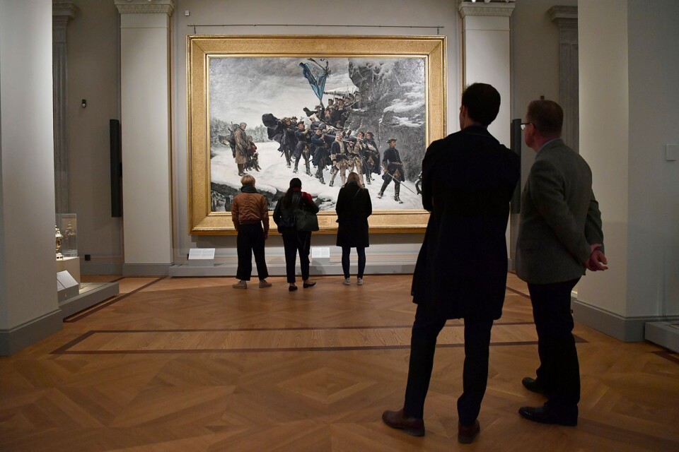 Karl XII:s likfärd på Nationalmuseum är ”minerad mark”  för den som söker svenskhetens historia.