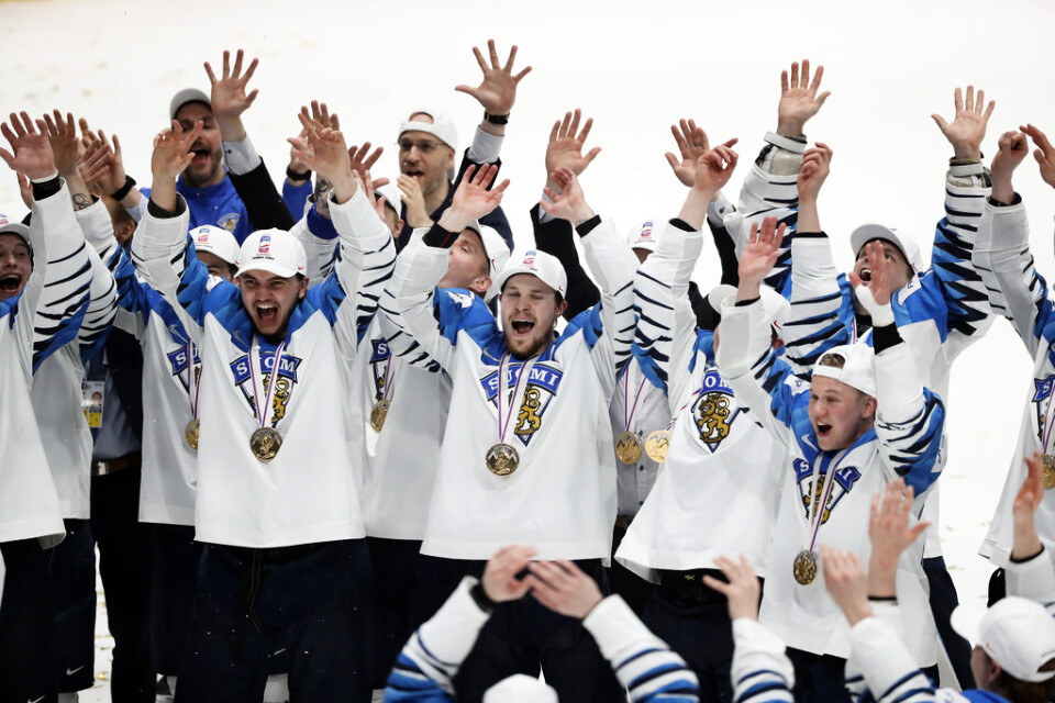 Finland firar guld i senaste VM-turneringen 2019. Nu är Bratislava en av kandidaterna till att ta över årets VM. Arkivbild.