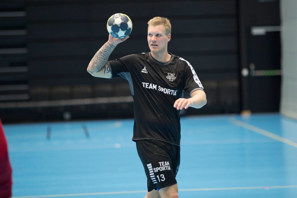 Jesper Gustavsson hade krutet torrt mot HK Malmö med åtta mål på nio skott men fick ändå lämna Baltiska hallen som förlorare.