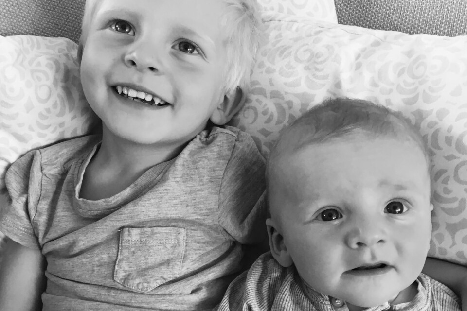 Martina Ljunggren och Andreas Eckefors, Ljungbyholm, fick den 6 februari en son som heter William. Vikt 3 734 g, längd 53 cm. Syskon: Oliver, Hugo och Maja.