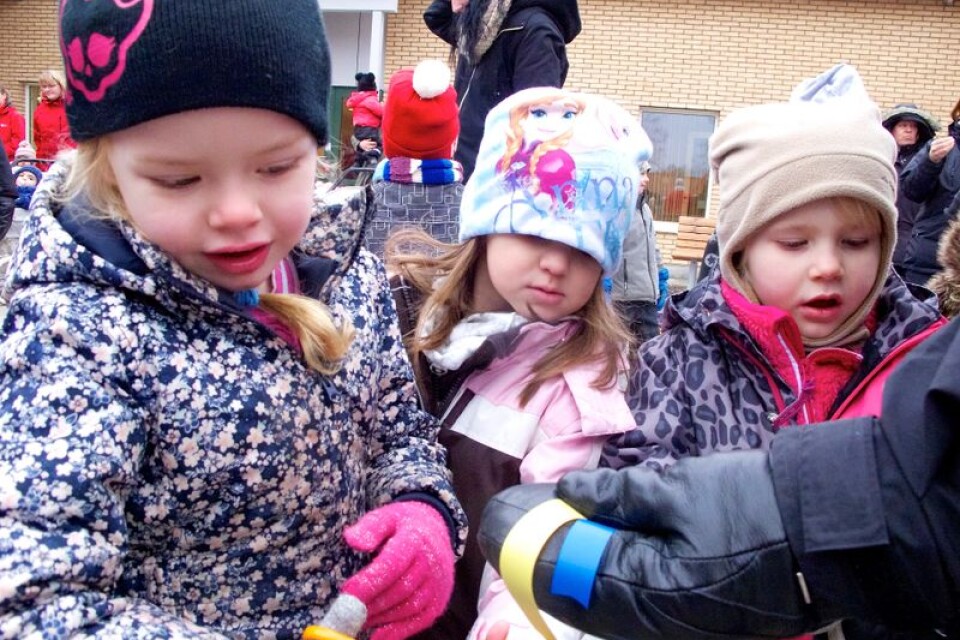 Sofia Lejeberg, Nathalie Toporan och Ellen Sjöberg och deras kompisar fick en ny förskola att gå till med invigning i februari.