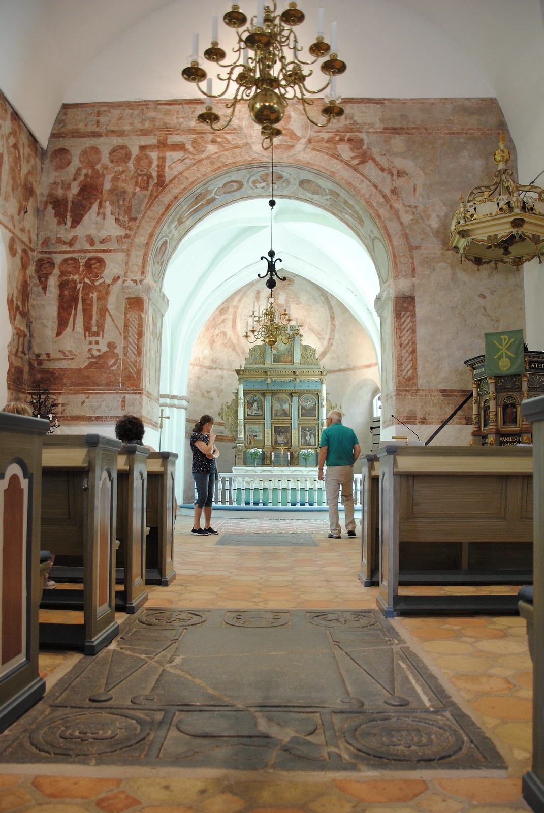Finja kyrka är en välkänd historisk byggnad med kalkmålningar från 1100- talet. Foto: Sharon Wong