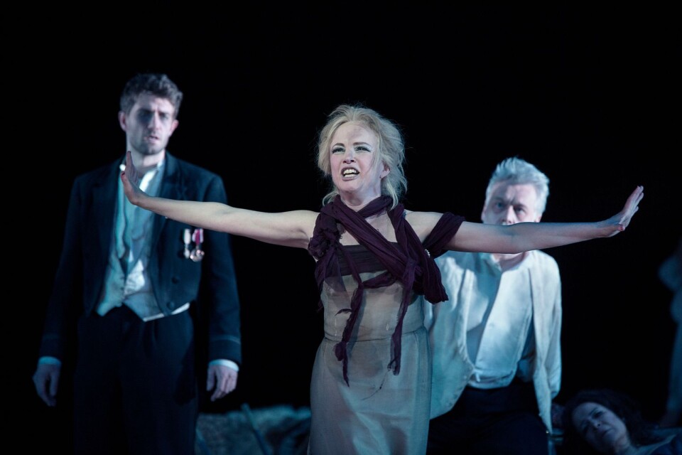Kerstin Avemo i operan ”Mordängeln”.