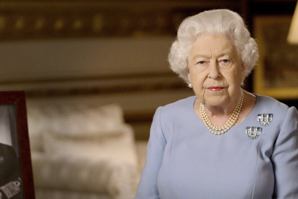 Storbritanniens drottning Elizabeth höll ett tv-tal från Windsor Castle som sändes på segerdagens kväll.