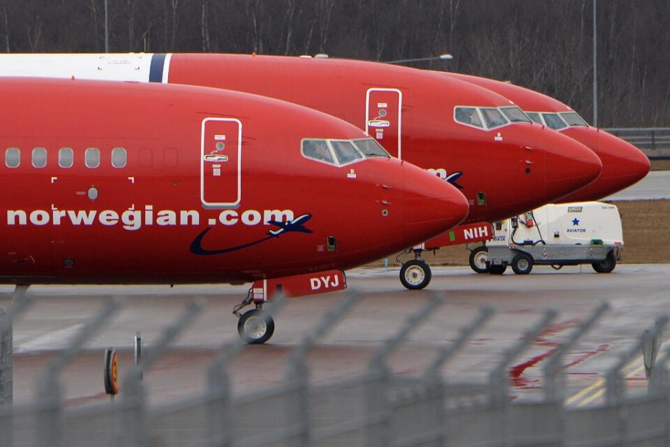 Flygstrejken har utvidgats och enligt flygbolaget Norwegian kommer omkring 20 000 passagerare beröras i dag av den segdragna konflikten mellan bolaget och pilotfacket Parat. Efter att de medlarledda förhandlingarna först brutit samman natten till lördag