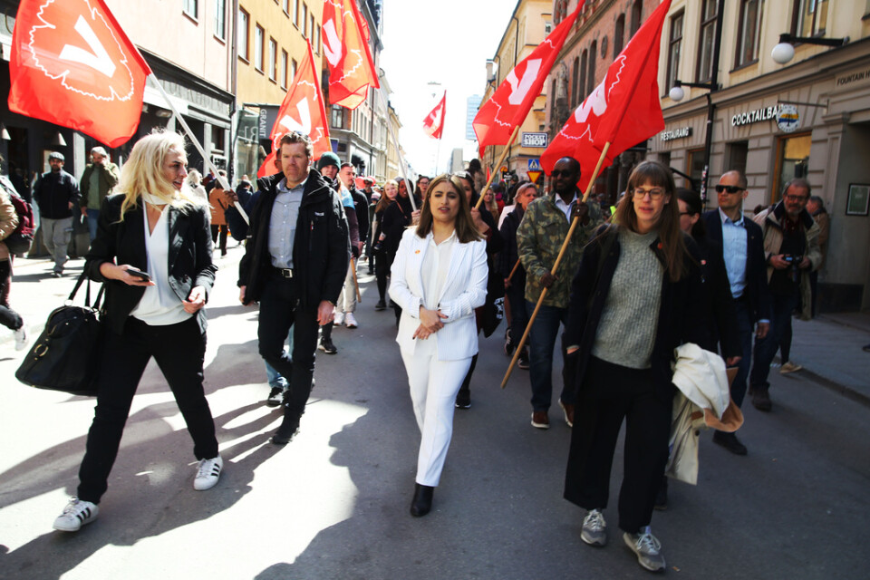 Vänsterpartiets partiledare Nooshi Dadgostar deltar i Vänsterpartiets förstamajtåg i Stockholm, som går från Medborgarplatsen till Kungsträdgården.