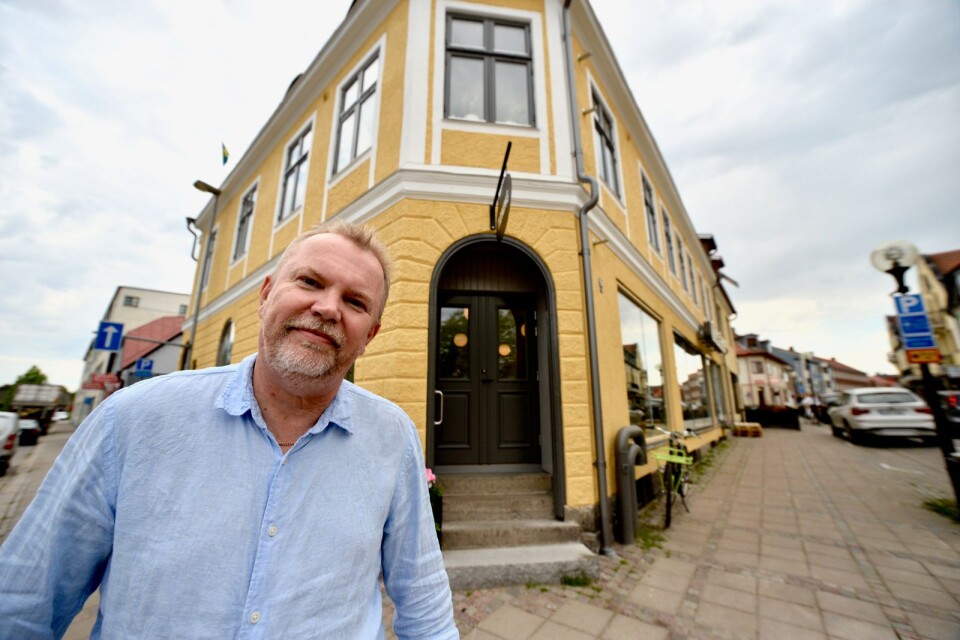 Loa Arvidsson och hans fastighet utmed Storgatan vann kommunens byggnadspris.