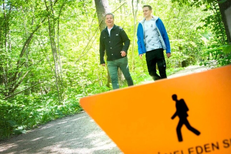 Municipal commissioner Pierre Månsson (L) and project leader Håkan Östberg inaugurated the new stretch of Skåneleden. It is 140 kilometres long.
