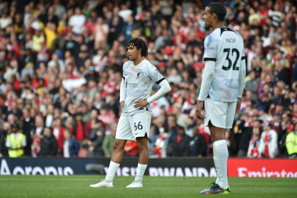 Liverpools Trent Alexander-Arnold, till vänster, och Joël Matip åkte på skador under helgens förlust mot Arsenal.