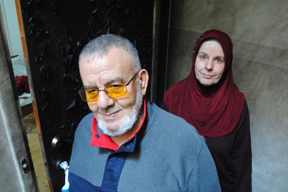 Jamal Alobaedi och Janan Flayeh väcktes av en exlposion vid ytterdörren.
