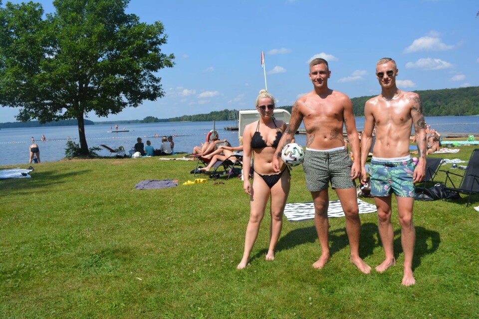 Joel Brandin, Danne Sjöstrand och Emma Rubil valde Luhrsjön när Rhodosresan inte blev av.