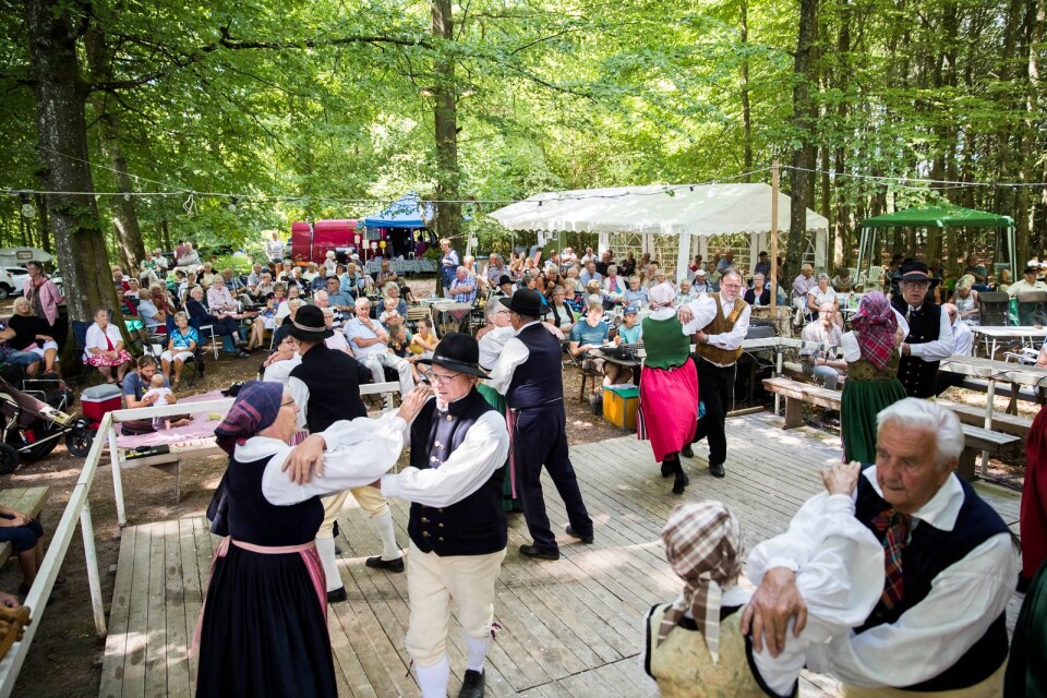 Folkdans vid tidigare upplaga av Hultivalen - och folkdans blir det även i år.