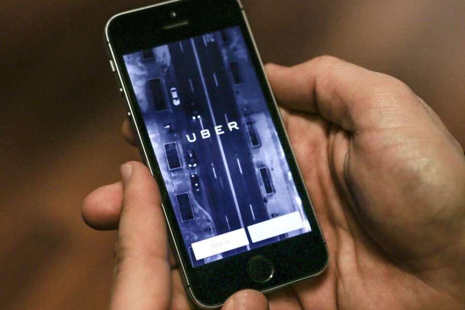 Den amerikanska taxitjänsten Uber brister i kontrollen av sina förare, skriver Dagens Industri. I höstas införde bolaget tjänsten Uberpop i Sverige där privatpersoner ska kunna plocka upp passagerare och ta betalt. Enligt bolaget ska förare innan de bli