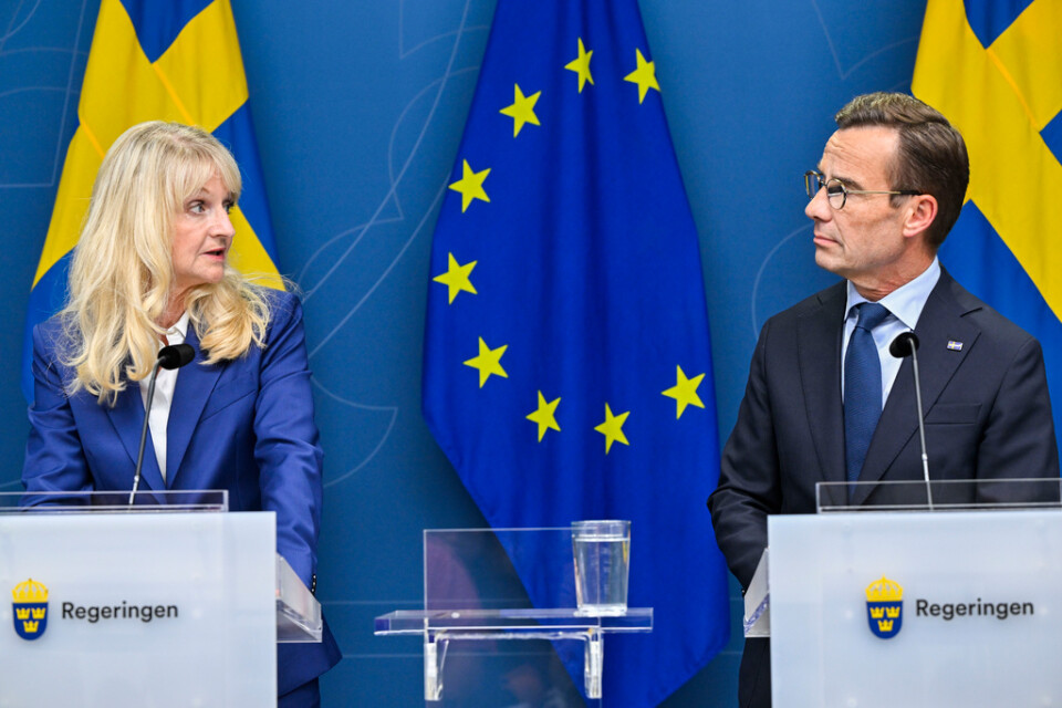 Säkerhetspolisens chef Charlotte von Essen och statsminister Ulf Kristersson (M) vid en pressträff med anledning av det försämrade säkerhetsläget i Sverige.
