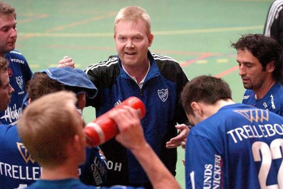 Ove Hansen tog över IFK Trelleborg hösten 2004. Nu ligger laget på en direktplats till elitserien. Arkivbild: Tomas Nyberg