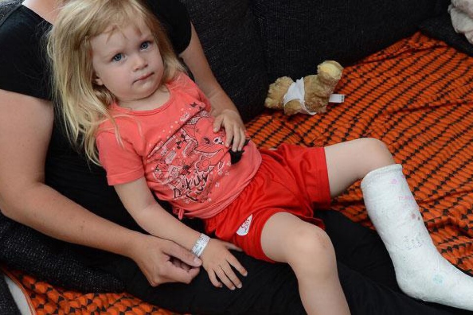 Izabell Stenholmer var otröstlig när hon skadade foten.