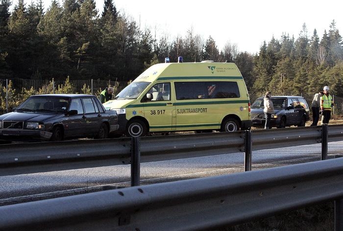 Ingen person tycks ha blivit allvarligt skadad i någon av olyckorna. Foto: Lennart Magnusson